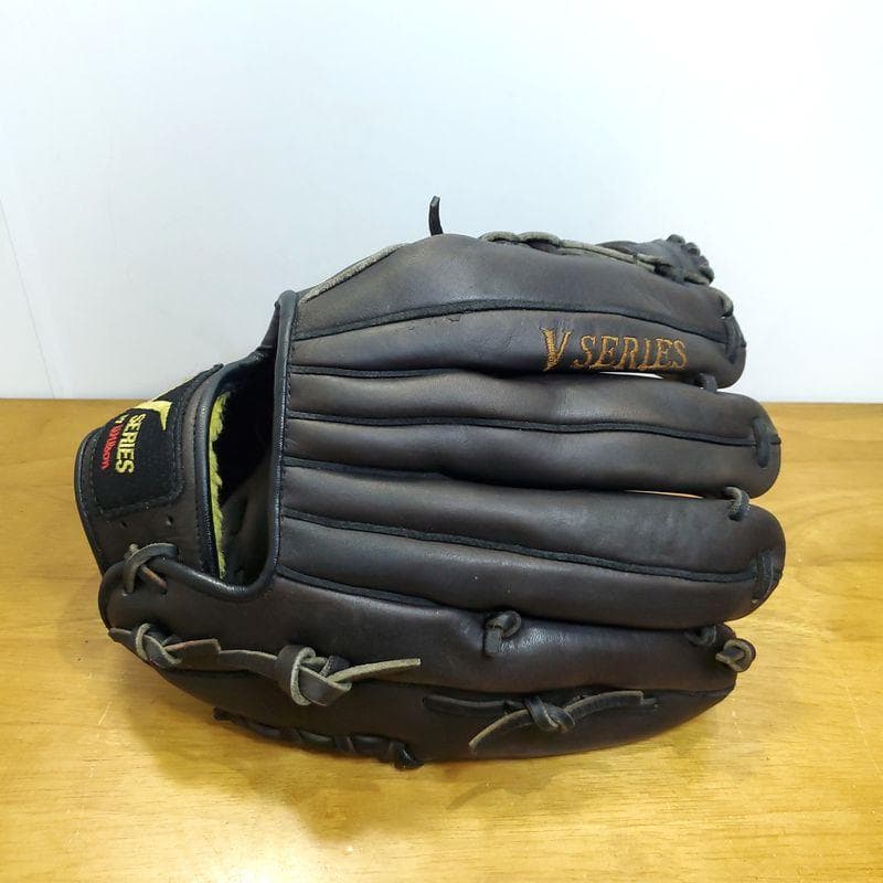 ウイルソン Wilson Vシリーズ 左投げ用 内野用 軟式グローブ