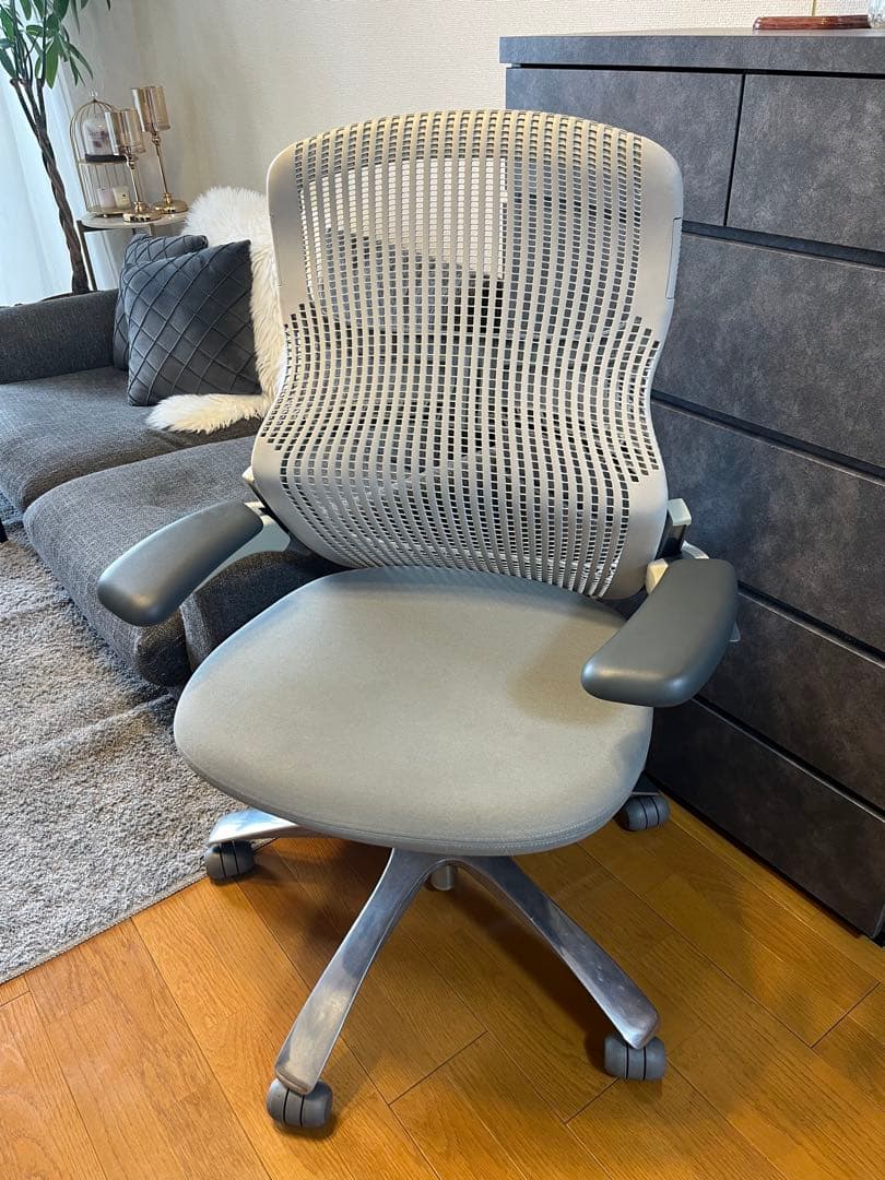 【専用】Knoll グレー メッシュバック デスクチェア