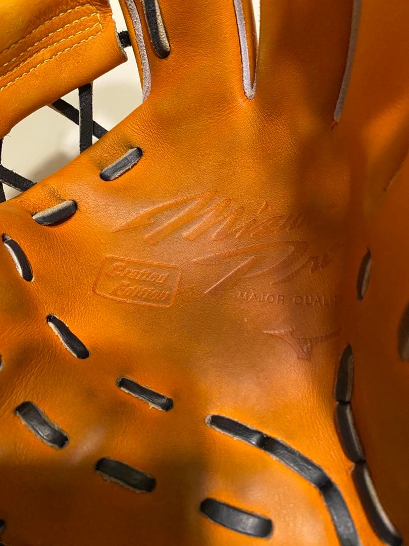 ミズノプロ　軟式内野手グラブ　坂本モデル