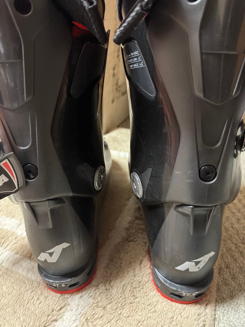 ノルディカ SPORTMACHINE 80 27.5センチ