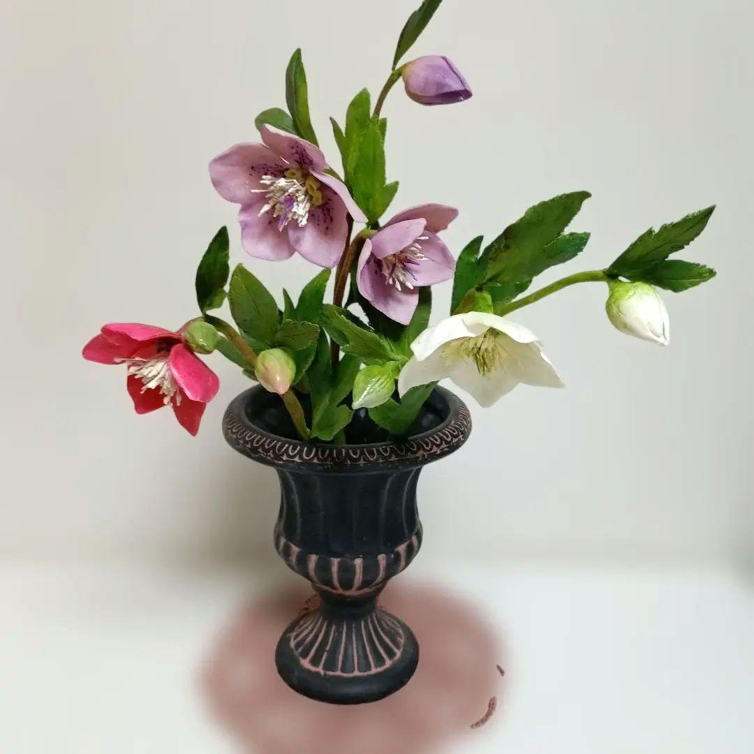 専用 クリスマスローズのアレンジ クレイフラワー 樹脂粘土