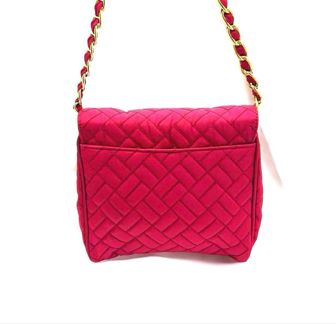 【極美品】 PRADA チェーンショルダーバッグ キルティングピンク