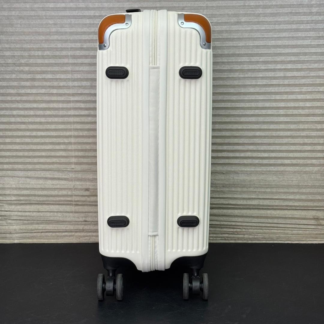 ☆スイスミリタリー　スーツケース　38.5L　SM-C920　機内持ち込みサイズ