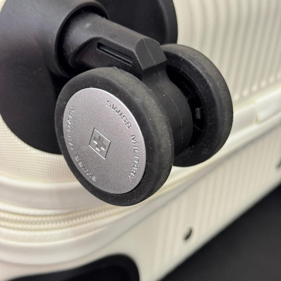 ☆スイスミリタリー　スーツケース　38.5L　SM-C920　機内持ち込みサイズ