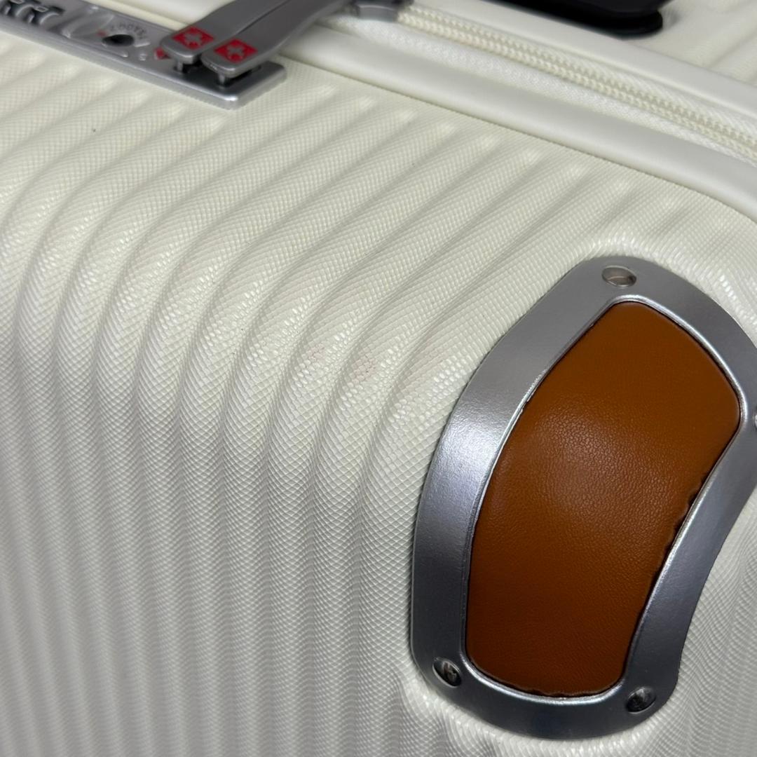 ☆スイスミリタリー　スーツケース　38.5L　SM-C920　機内持ち込みサイズ