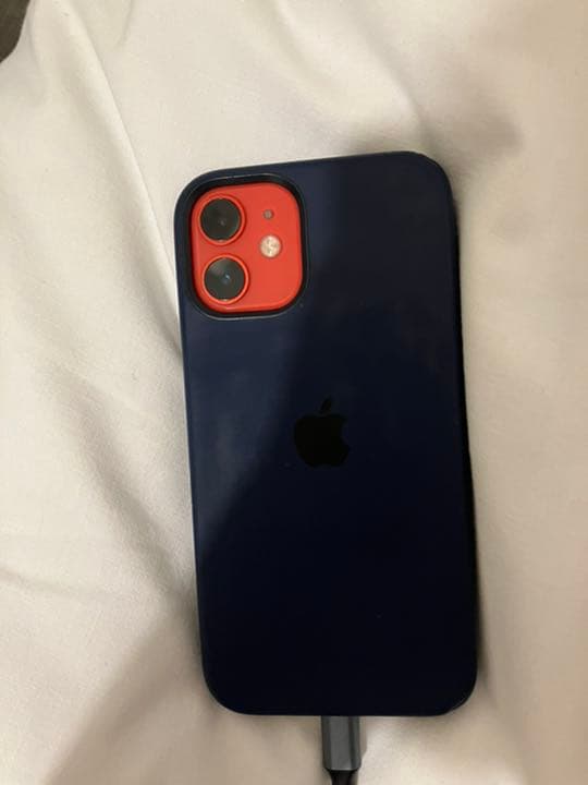 iPhone12mini MagSafeカバー付き