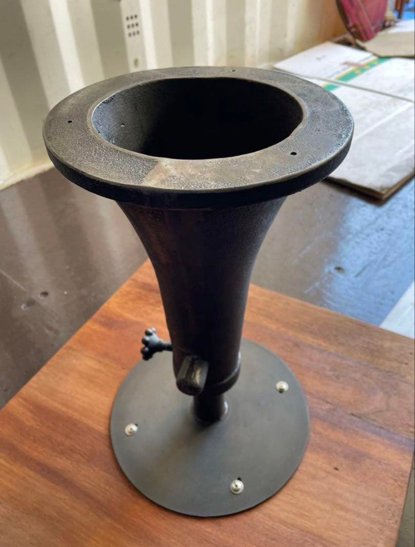 クラッシュゲート サイドテーブル　古材 アイアン