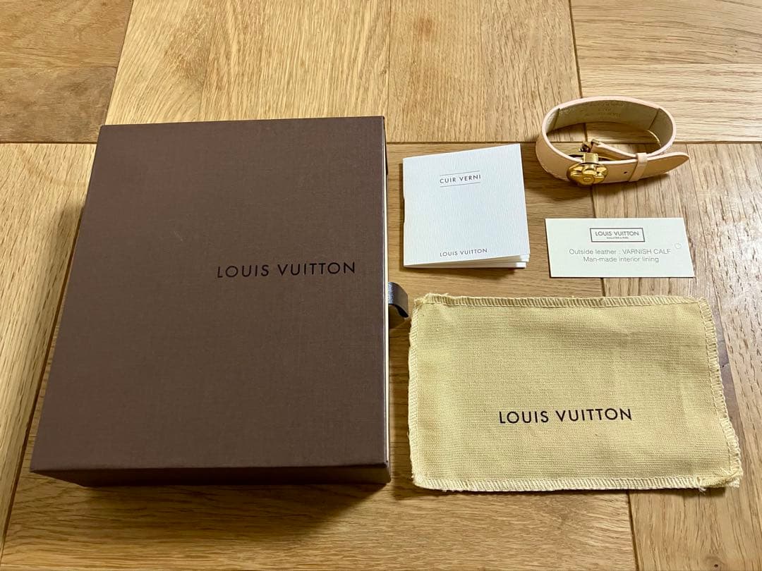 ルイヴィトン ヴェルニ バングル 箱付き LOUIS VUITTON