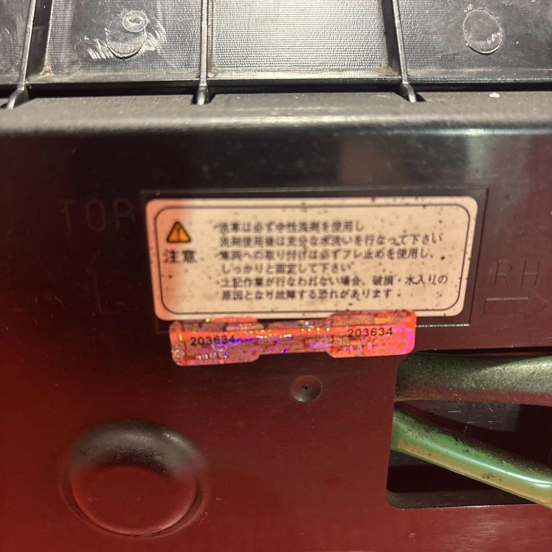 No.46 小糸　トラック用 4t 10t ノーマルタイプ（運転側）右Ｒ