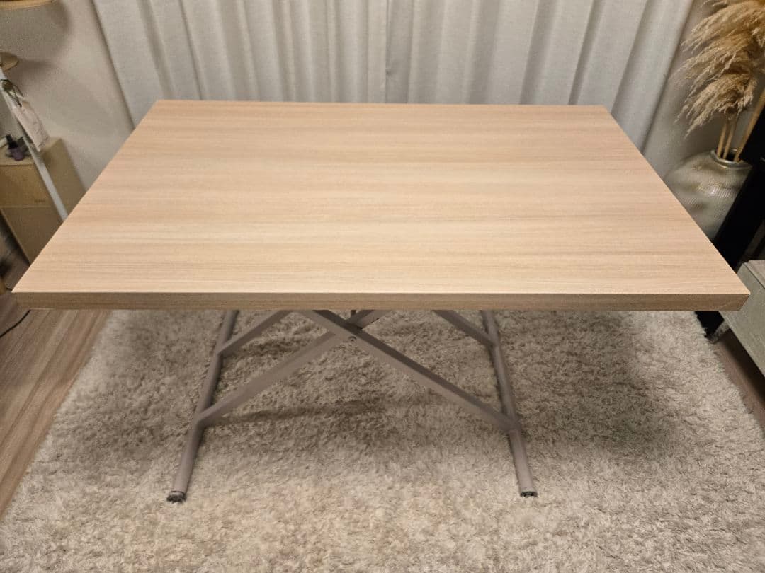 ニトリ　昇降ダイニングテーブル