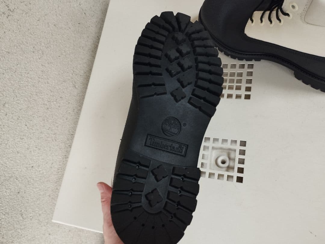 ティンバーランド　防水　６インチ　白✕黒　HELCOR　26.5センチ