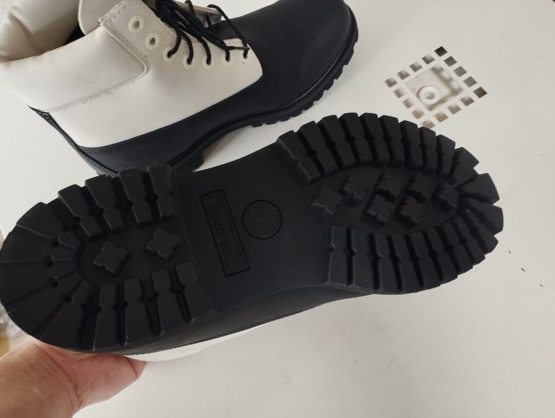 ティンバーランド　防水　６インチ　白✕黒　HELCOR　26.5センチ