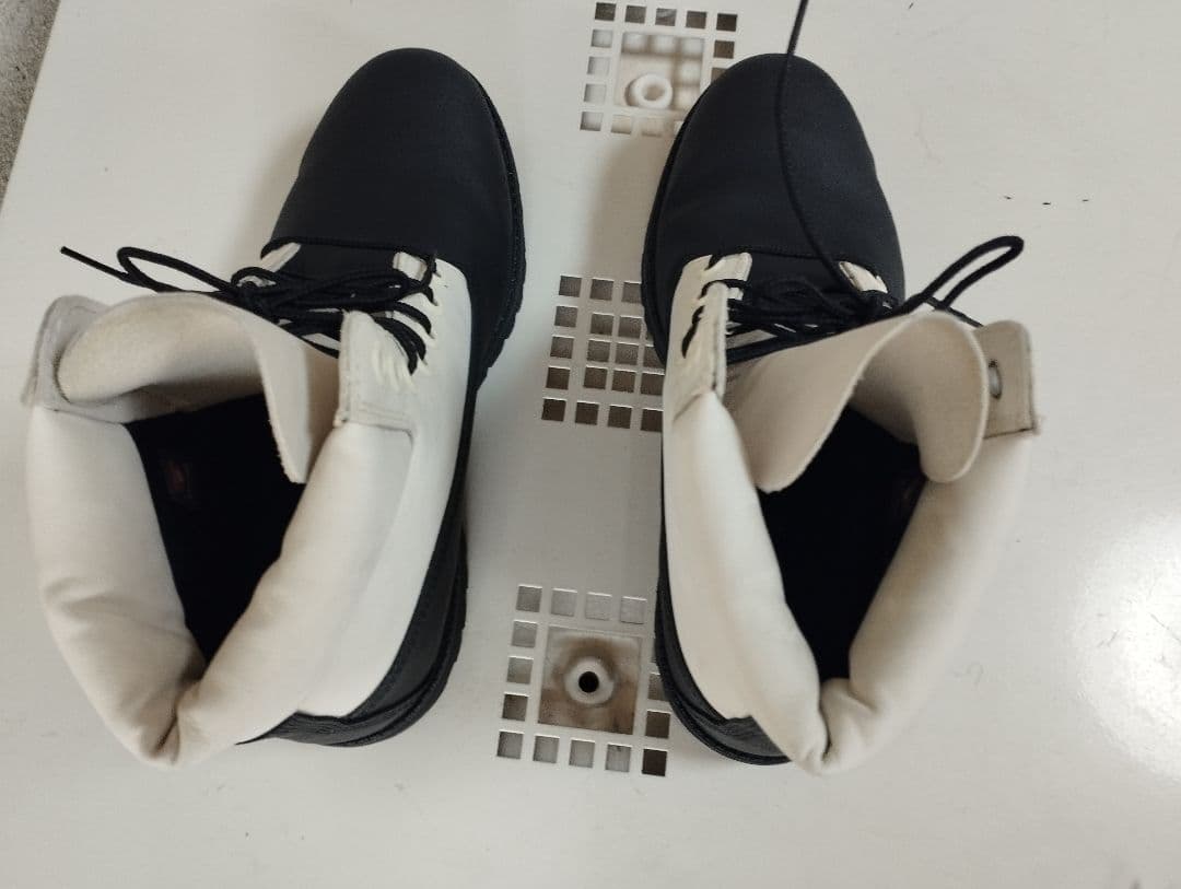 ティンバーランド　防水　６インチ　白✕黒　HELCOR　26.5センチ