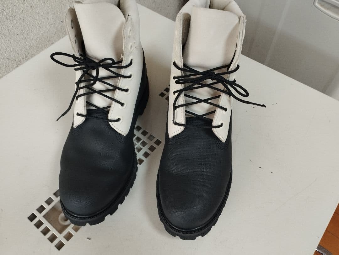 ティンバーランド　防水　６インチ　白✕黒　HELCOR　26.5センチ