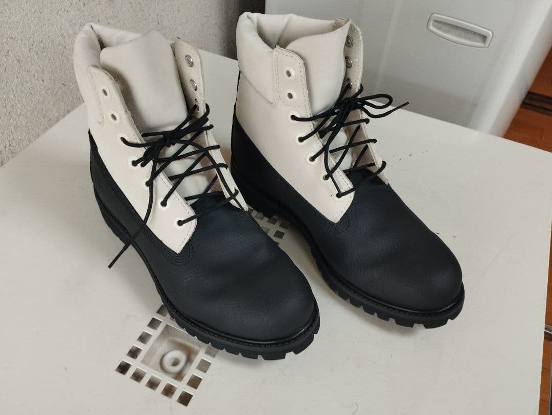 ティンバーランド　防水　６インチ　白✕黒　HELCOR　26.5センチ