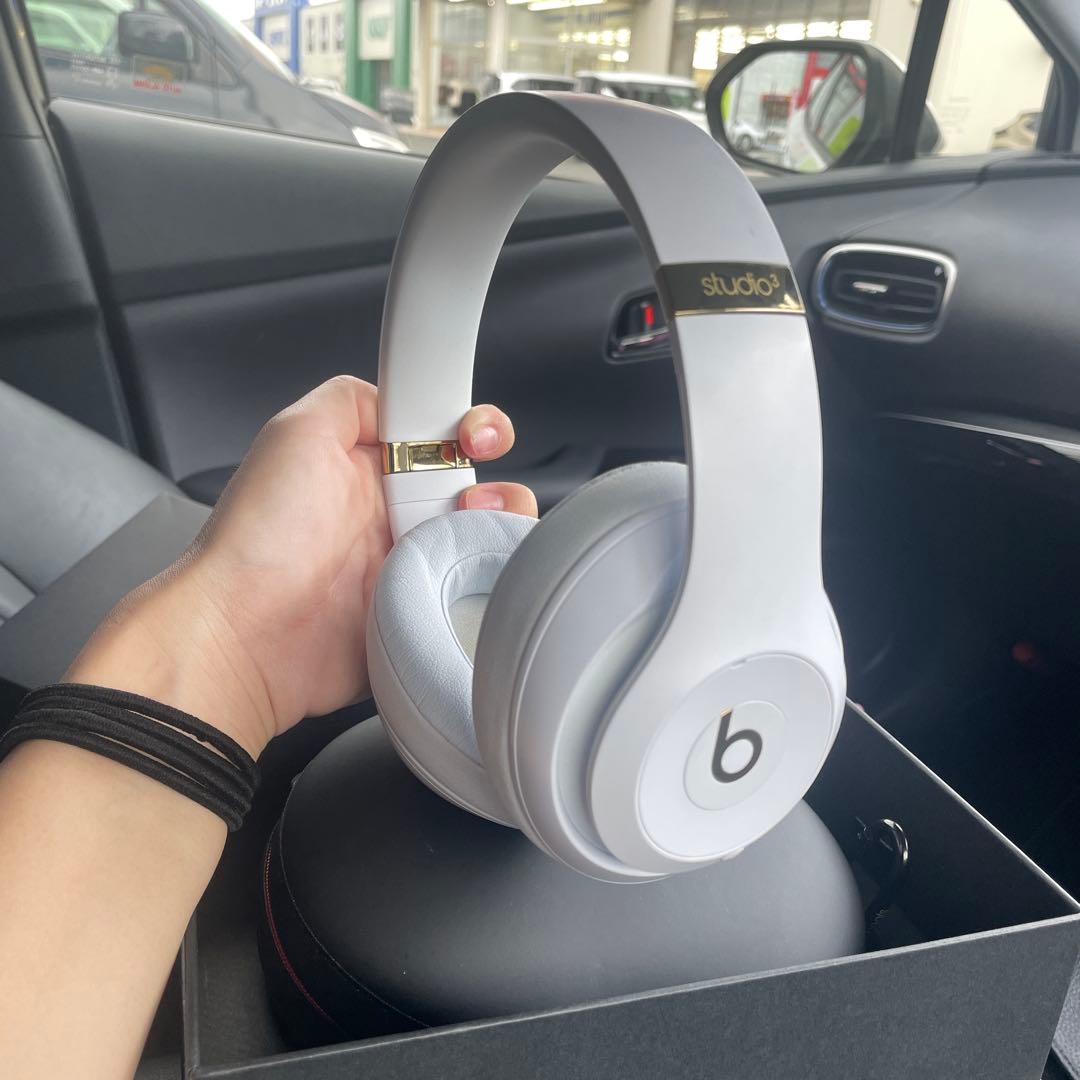 BEATS STUDIO3 ワイヤレスヘッドフォン ホワイト