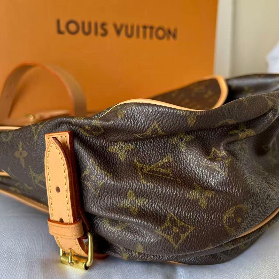 Louis Vuitton ソミュール35 メッセンジャーバッグ モノグラム