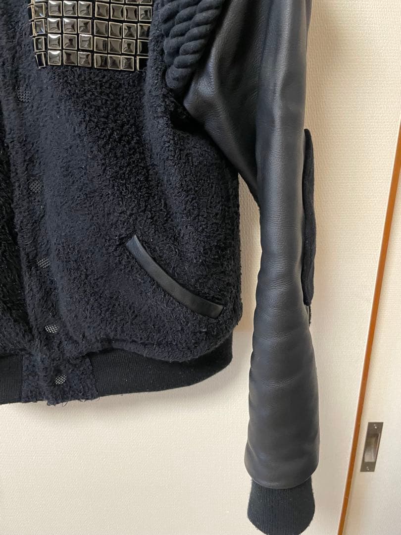 フェノメノン　スタジャン 黒 レザー フリース