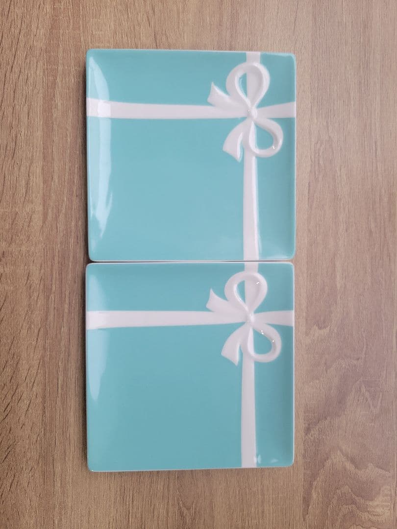 ティファニー　リボンデザイン プレート 2枚セット ティファニー　ペアグラス