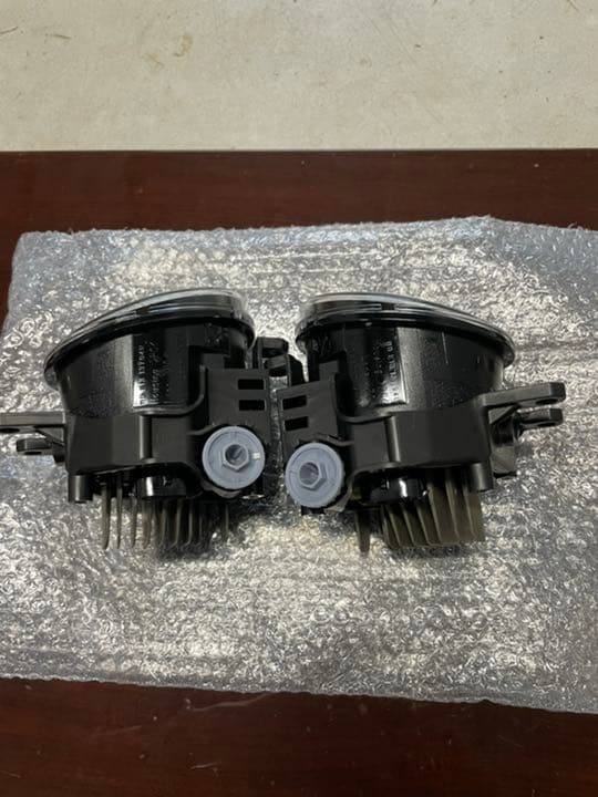 アルファードハイブリッド30系後期純正フォグランプ