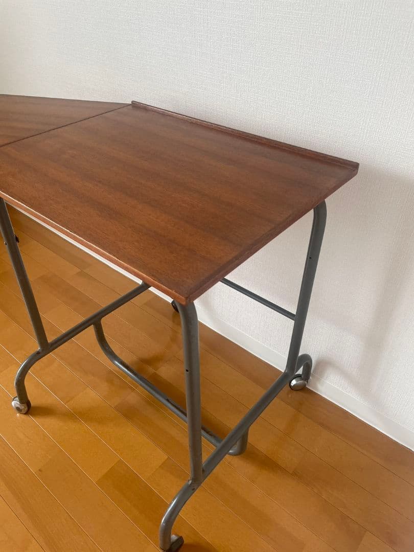 karf購入 デンマーク製 ビンテージ ドロップリーフ サイズテーブル ワゴン
