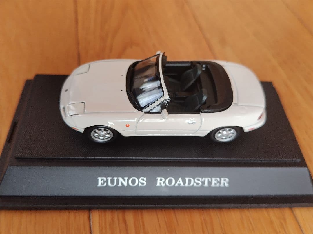 EBBRO「EUNOS ROADSTER」