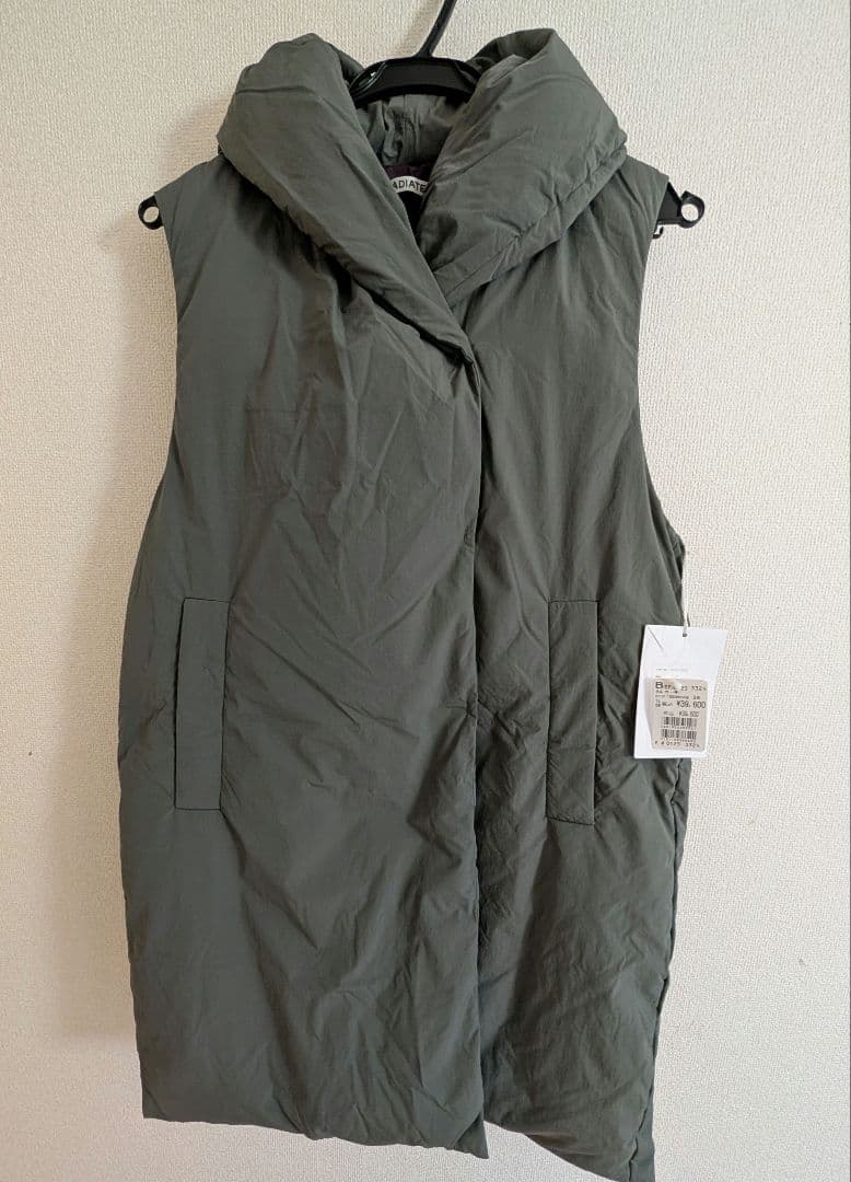 【新品タグ付】ヤマダヤ ラディエイト パデットロングベスト ダウンベスト