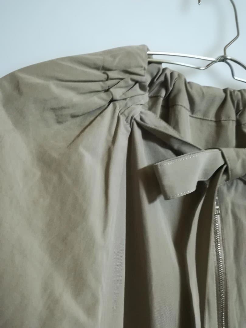 ebure ライトタフタ ノーカラードルマンスリーブコート ベージュ サイズ38
