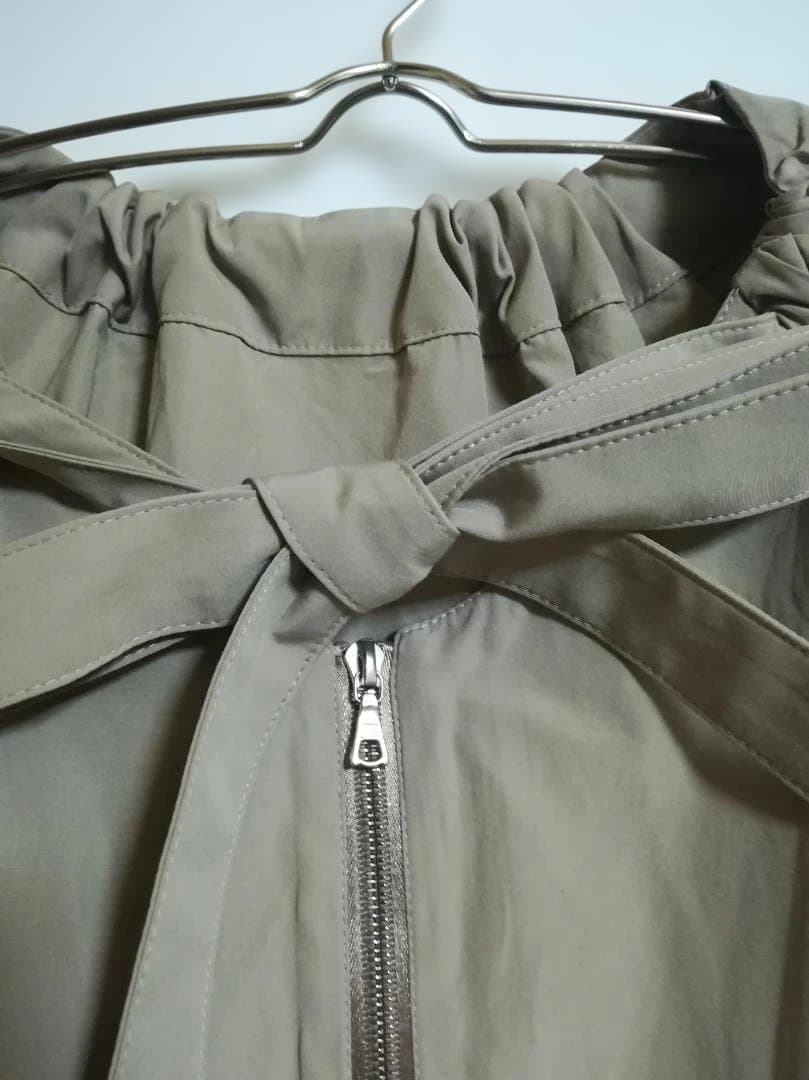 ebure ライトタフタ ノーカラードルマンスリーブコート ベージュ サイズ38