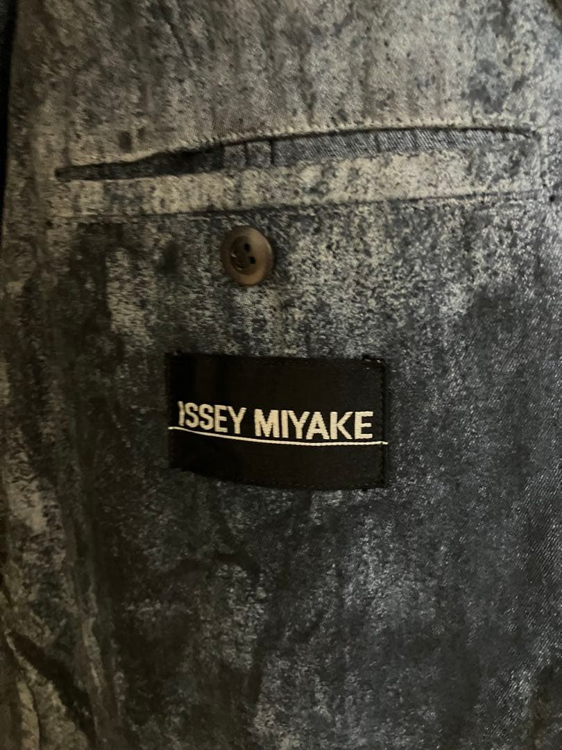 ISSEY MIYAKE ノーカラージャケット
