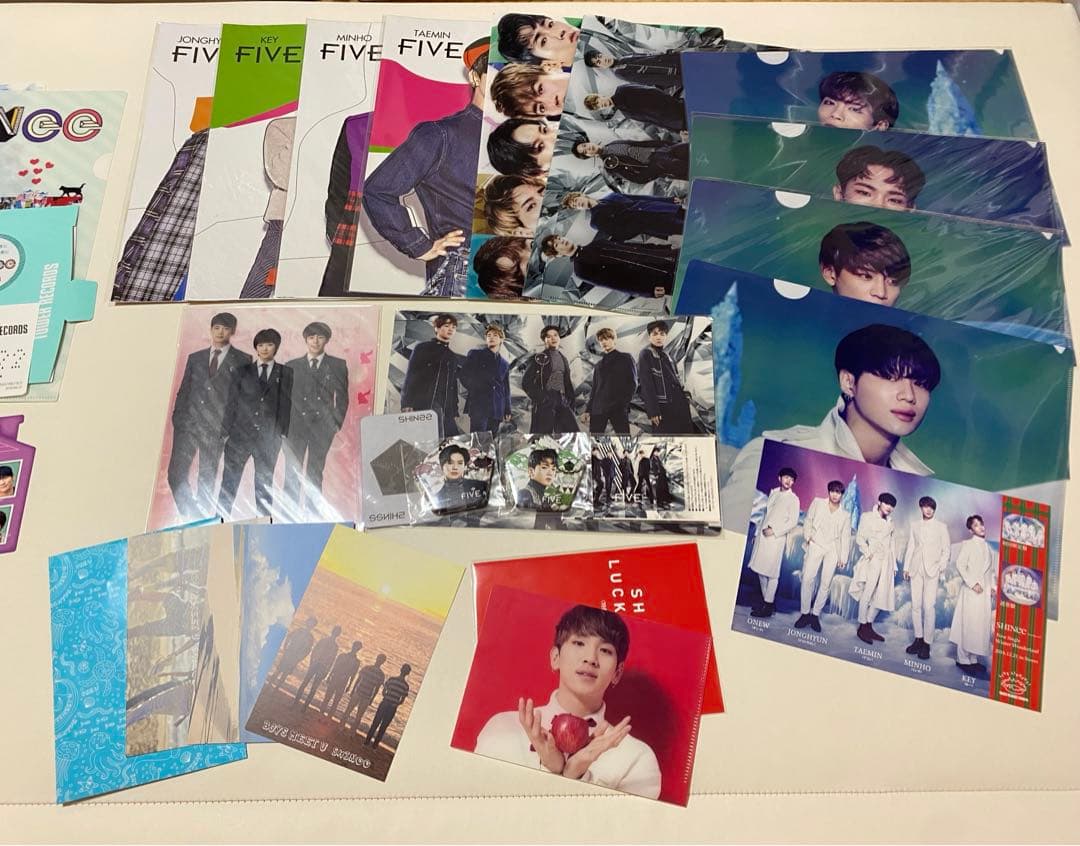 SHINee CD アルバム　まとめ売り14点　購入特典　写真　ファンミグッズ