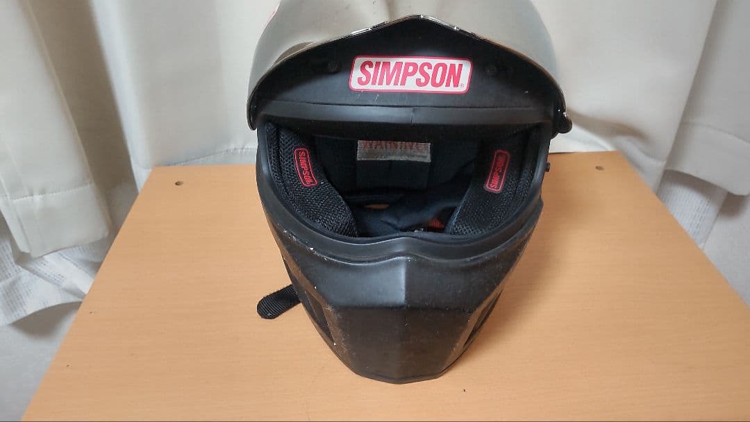 シンプソン ヘルメット