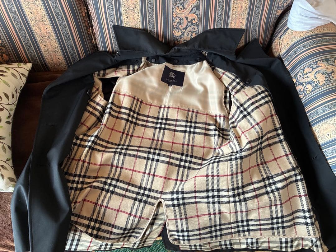 【バーバリー ロンドン】ショート　トレンチコート　黒　44 美品❗️