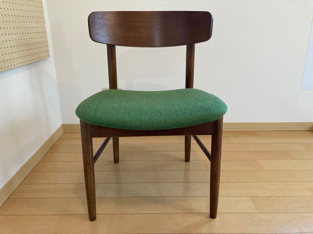 カリモク60 ダイニングチェア Tチェア タップグリーン 2脚セット