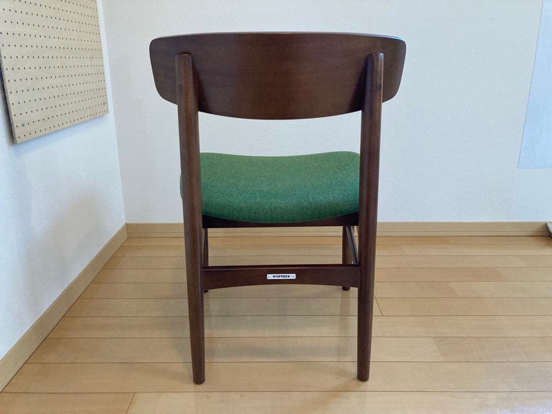 カリモク60 ダイニングチェア Tチェア タップグリーン 2脚セット