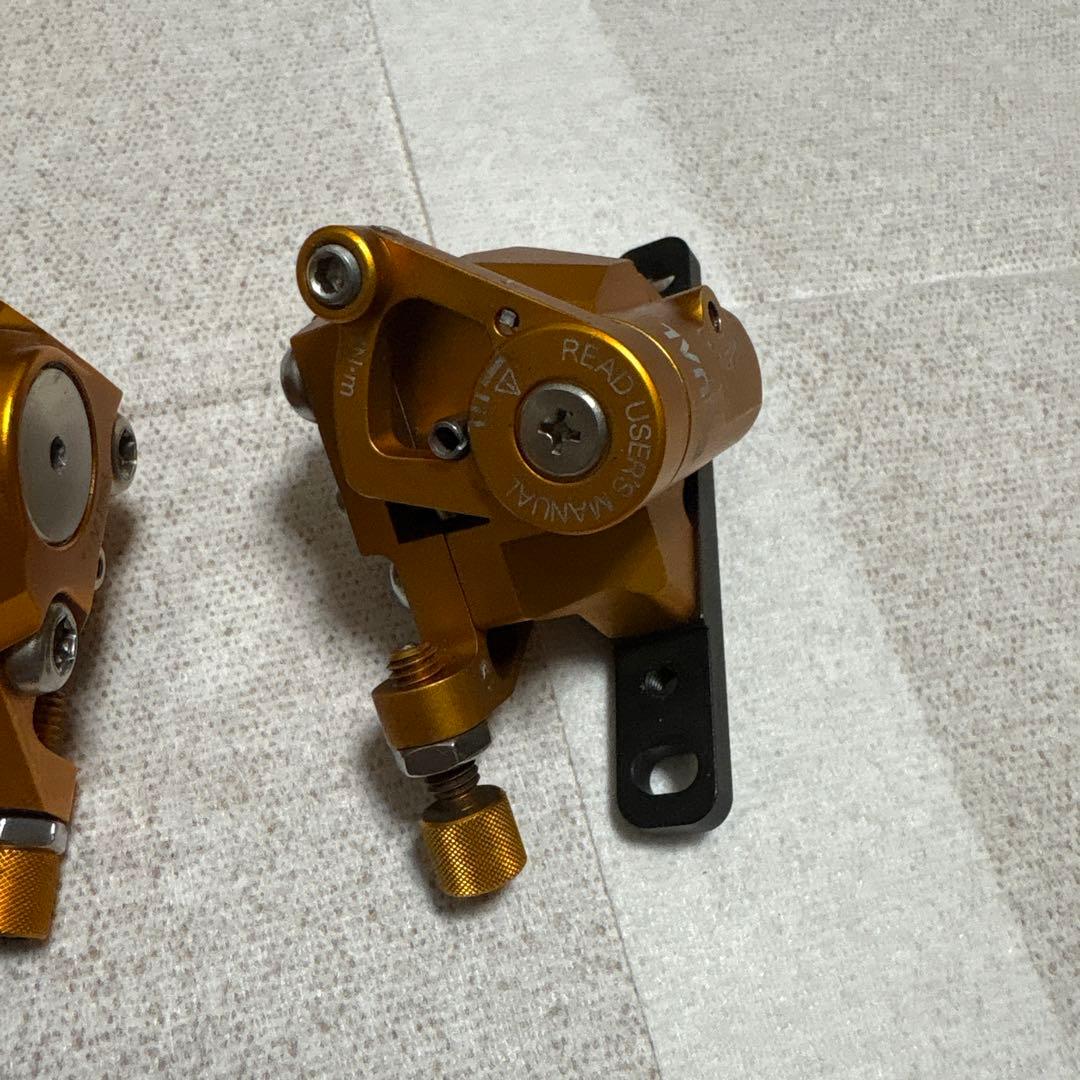 EQUAL ブレーキキャリパー オレンジ