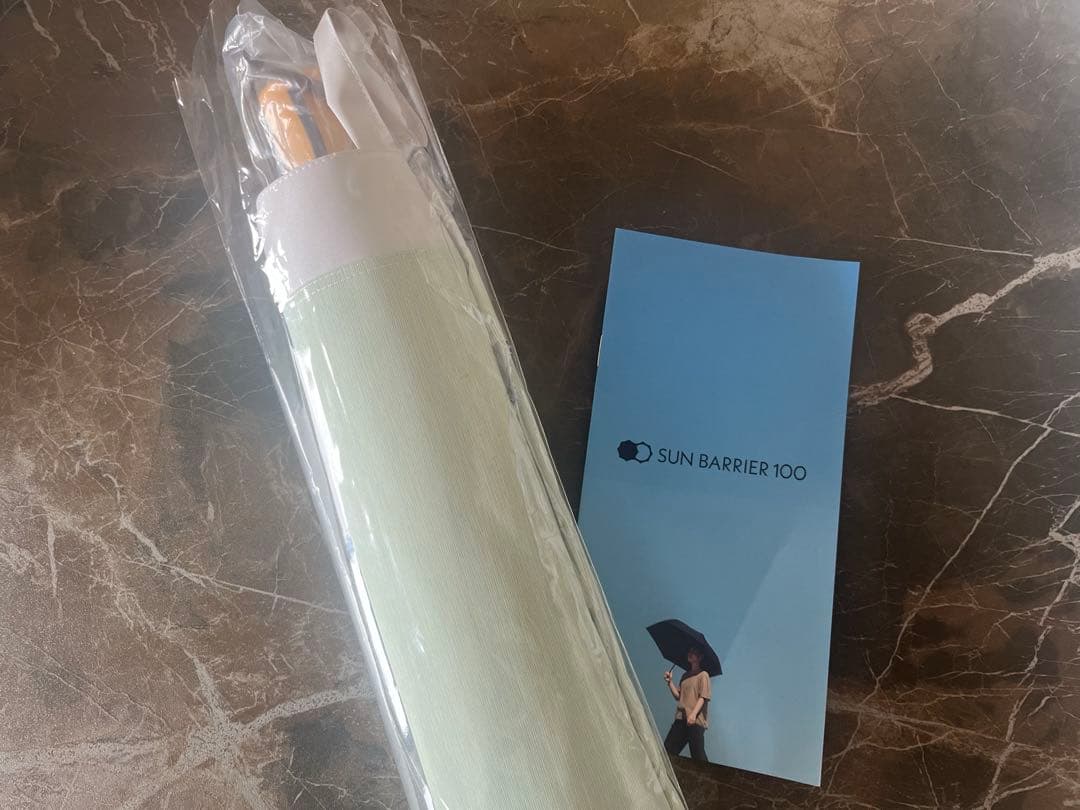 サンバリア100 折りたたみ傘