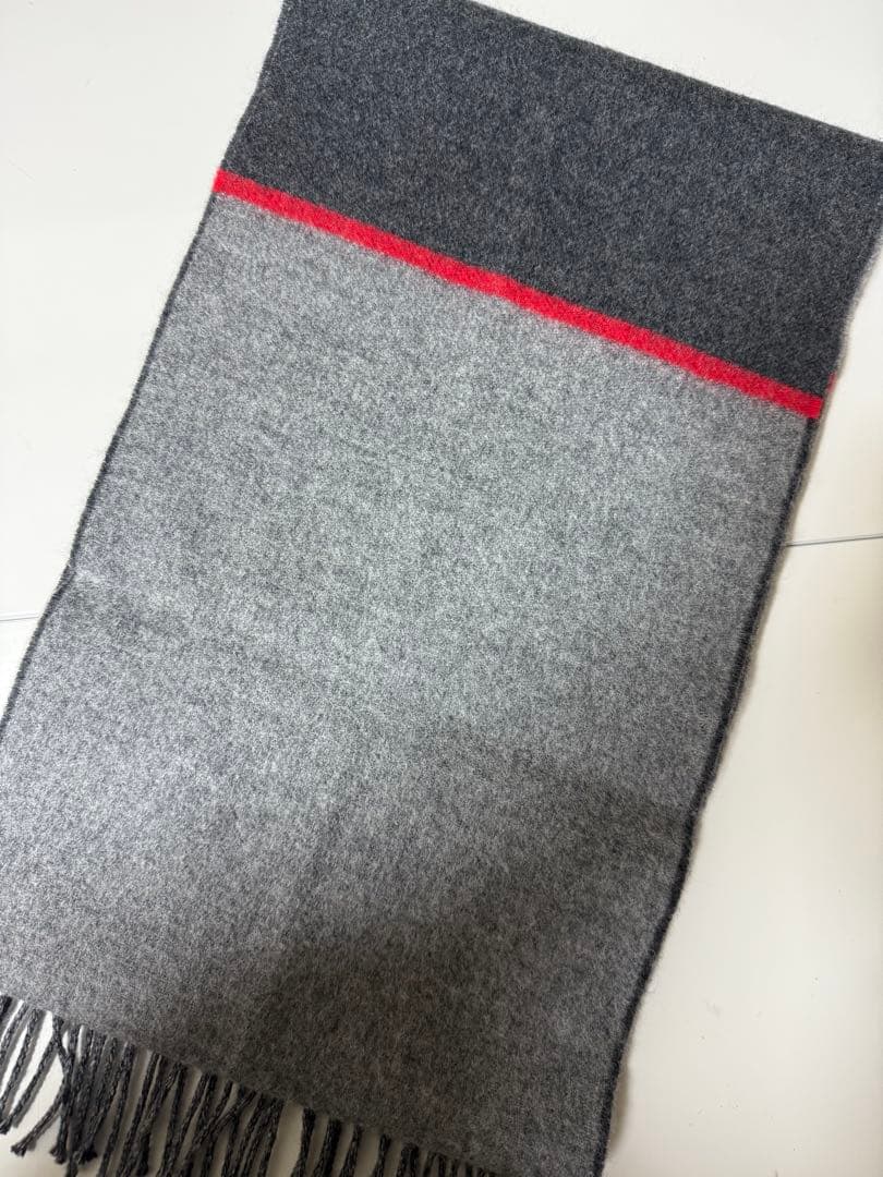 ロエベ　グレー マフラー