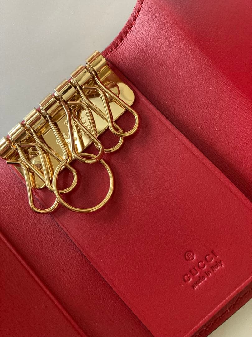 ほぼ新品★GUCCI グッチブルームス　キーケース　赤×水色★