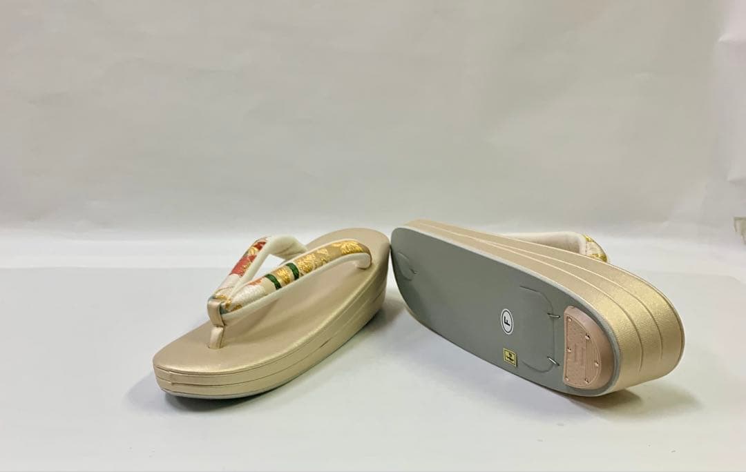 m　正絹　帯地西陣織　 　高級草履バック ZB146