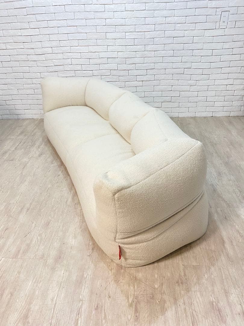 【東京都内23区配送無料】定価11万　3人がけ　ソファー　椅子　カウチ　ビーズ