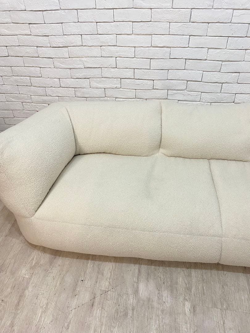 【東京都内23区配送無料】定価11万　3人がけ　ソファー　椅子　カウチ　ビーズ