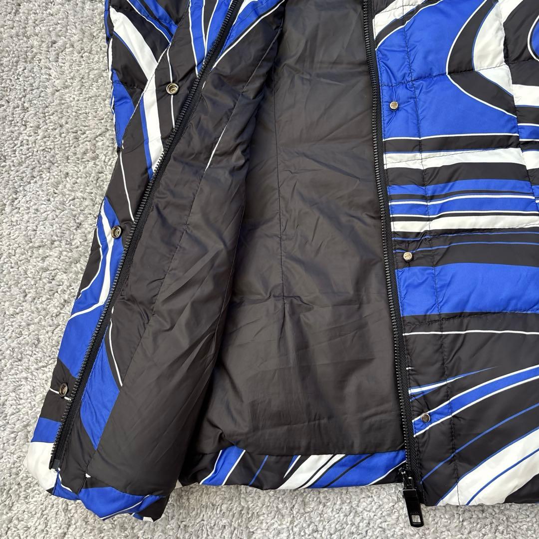 エミリオプッチ　ダウンベスト　プッチ柄　ブルー　フード取り外し　ダウン／フェザー