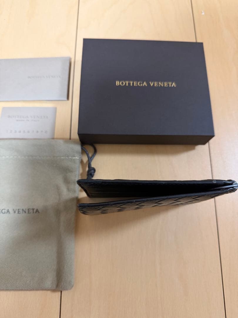 Bottega Veneta イントレチャート　二つ折り財布 マネークリップ