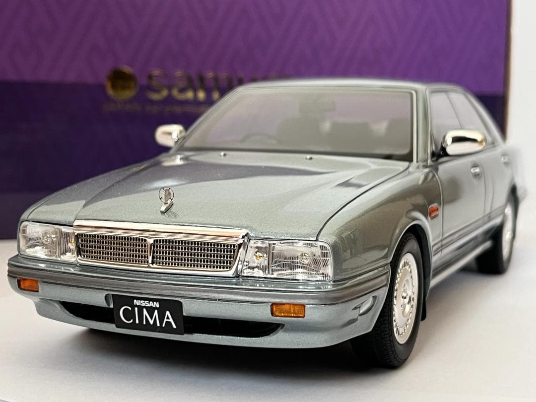 サムライ 1/18 日産セドリック Y31シーマ ブルー KSR18026BL