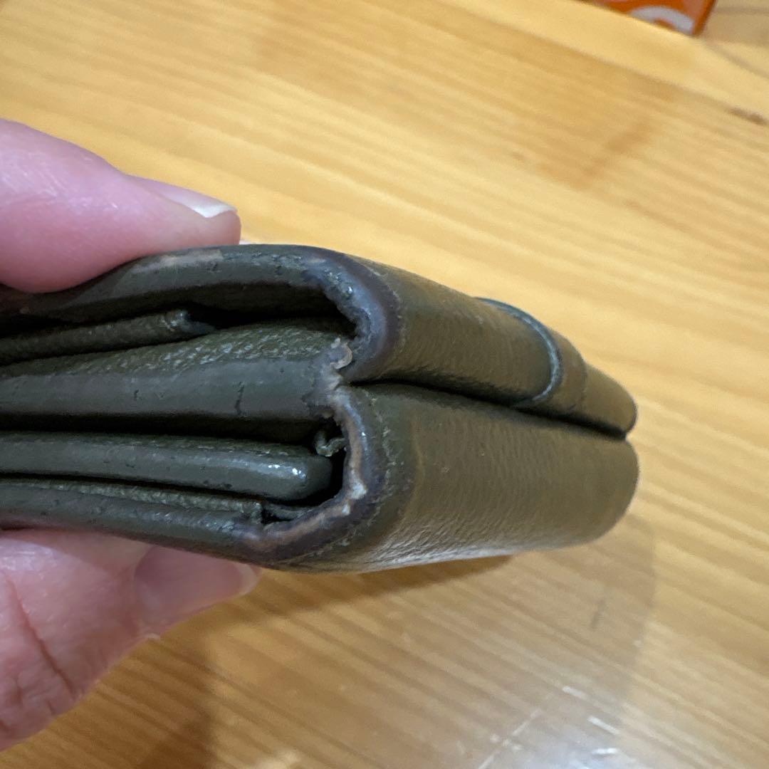 サンローラン 三つ折り財布 レザー ゴールドロゴ コンパクト