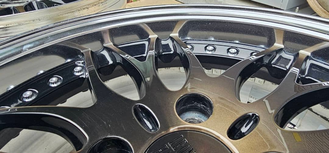 16インチ ブロンズポリッシュ ホイール レオンハルトビューゲル