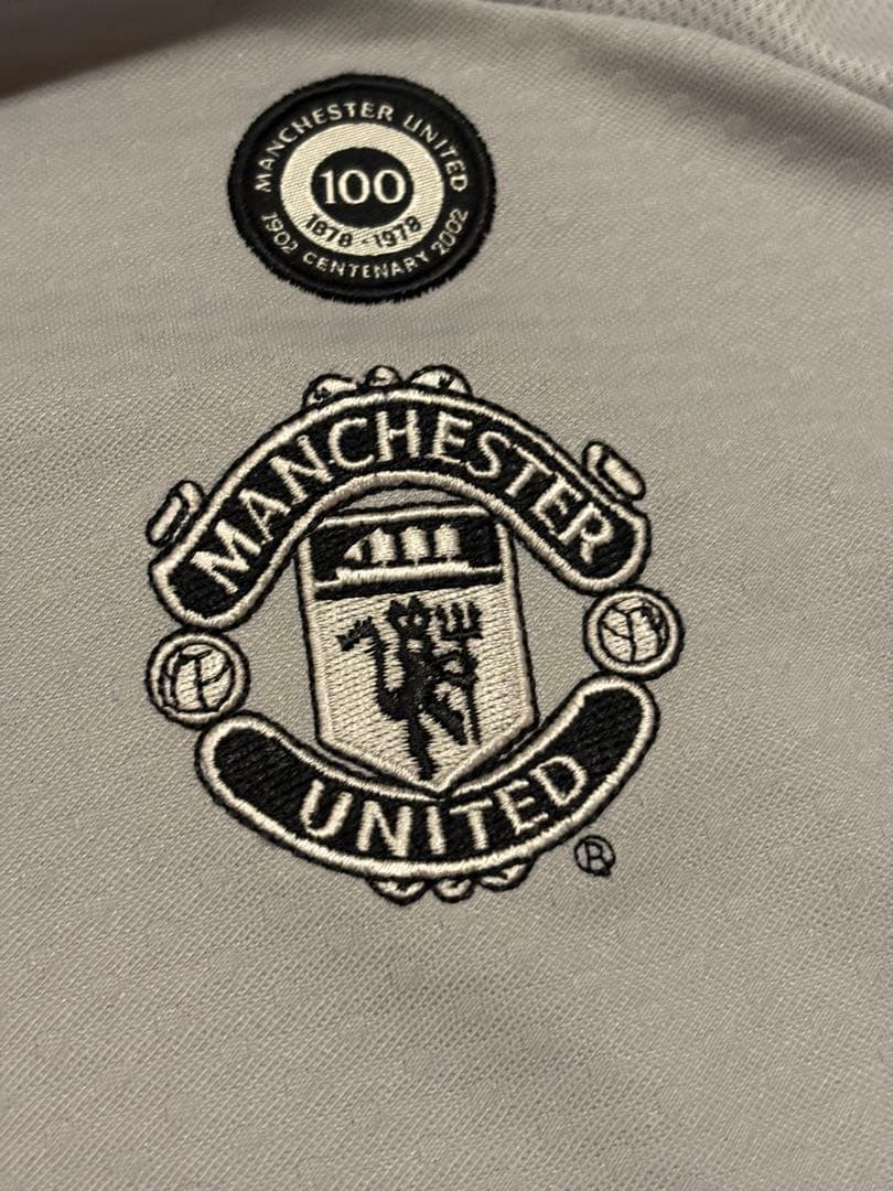 超希少 正規品 新品 マンチェスターユナイテッド 01/02 100周年 GK