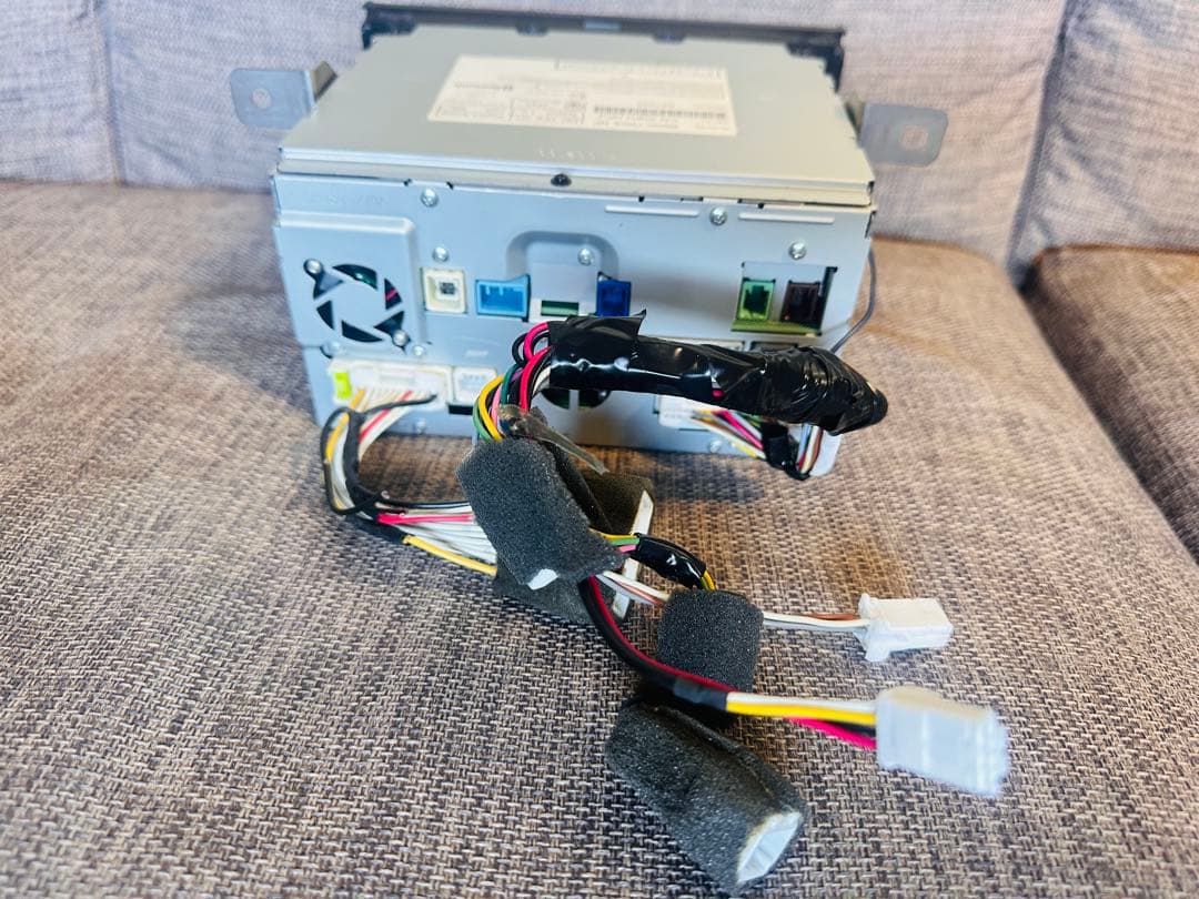 日産純正ナビ　MM317D-W CD/DVD/SD/USB/Bluetooth