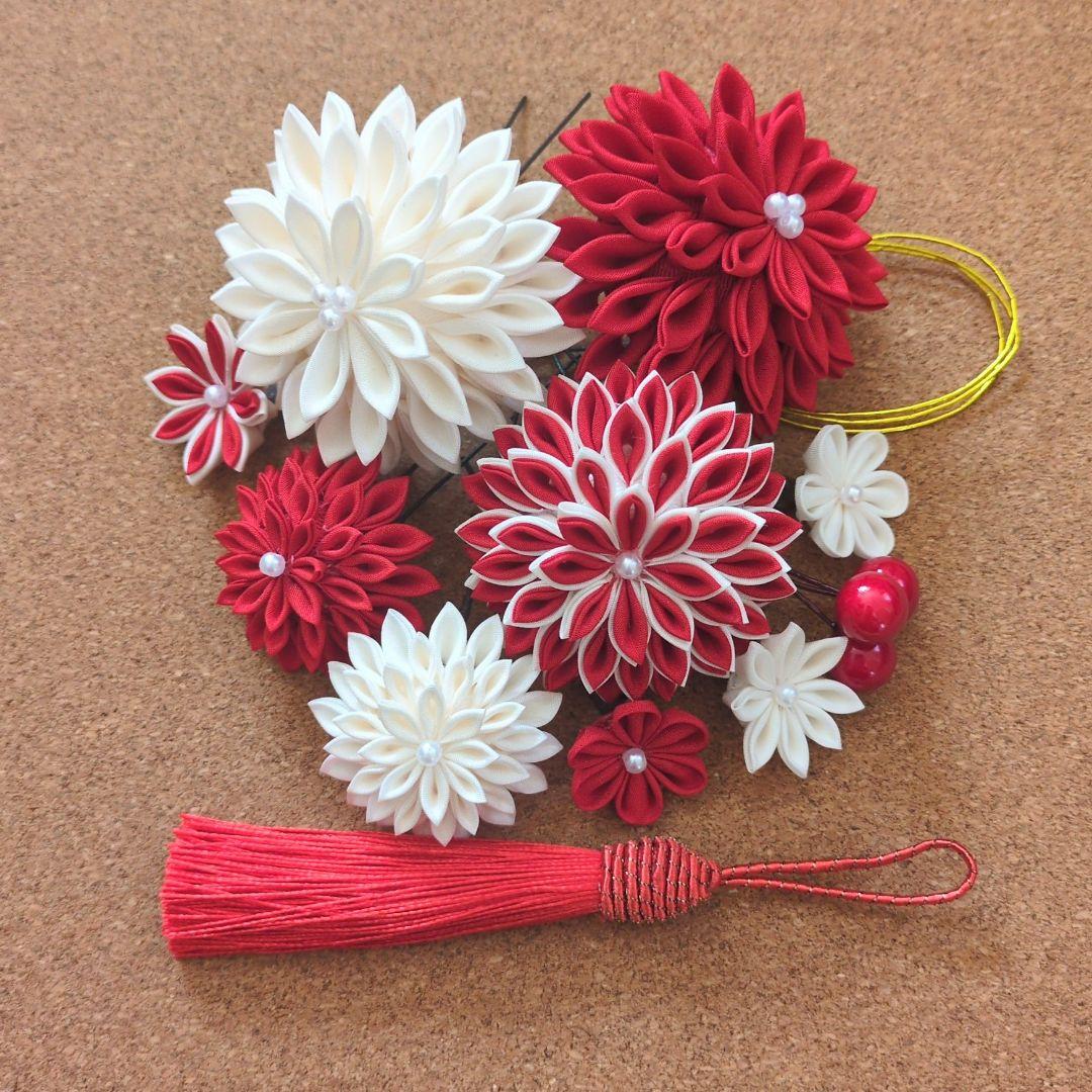和装髪飾り U42−2 赤　白　成人式 振袖 つまみ細工 かんざし　髪飾り